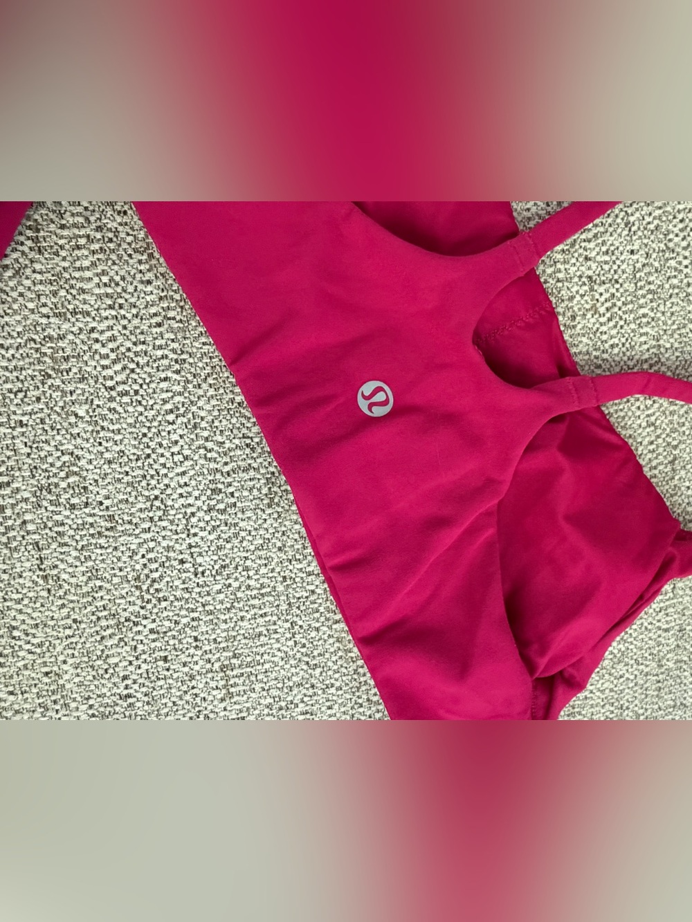 Magenta lululemon workout set - Picture 4 of 4